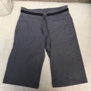 Lululemon yoga crop
